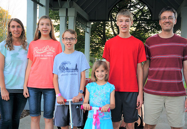 schmidt family - jeff, kristi, and children